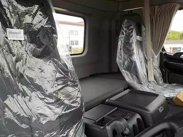 平成30年01月中古大型トラクタヘッド日野日野の画像29