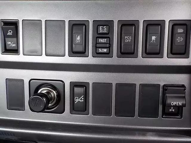 平成30年01月中古大型トラクタヘッド日野日野の画像34