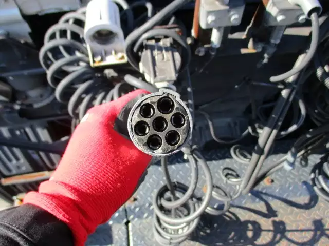 平成20年04月中古大型トラクタヘッド日野プロフィアの画像29