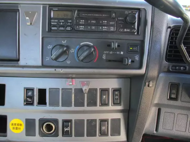 平成20年04月中古大型トラクタヘッド日野プロフィアの画像46