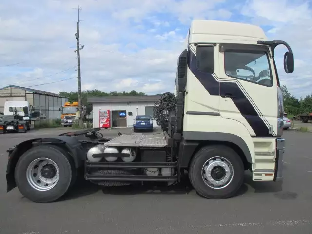 平成26年11月中古大型トラクタヘッド三菱ふそう三菱の画像4