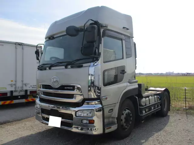 平成26年12月中古大型トラクタヘッド日産UDUDトラックスの画像1