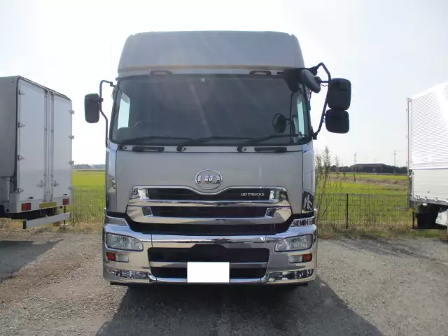 平成26年12月中古大型トラクタヘッド日産UDUDトラックスの画像2