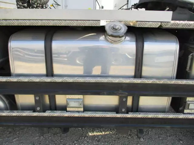 平成26年12月中古大型トラクタヘッド日産UDUDトラックスの画像11