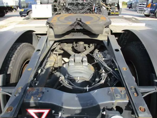 平成26年12月中古大型トラクタヘッド日産UDUDトラックスの画像20