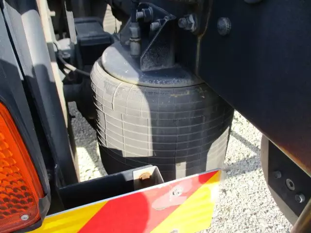 平成26年12月中古大型トラクタヘッド日産UDUDトラックスの画像24