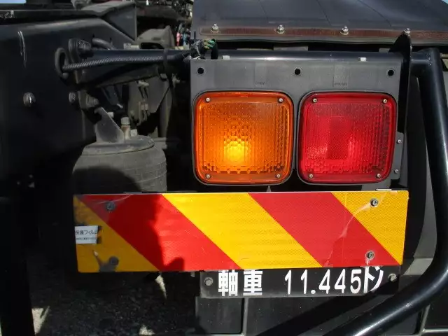 平成26年12月中古大型トラクタヘッド日産UDUDトラックスの画像25