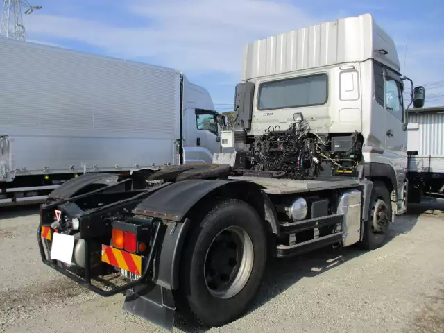 平成26年12月中古大型トラクタヘッド日産UDUDトラックスの画像5