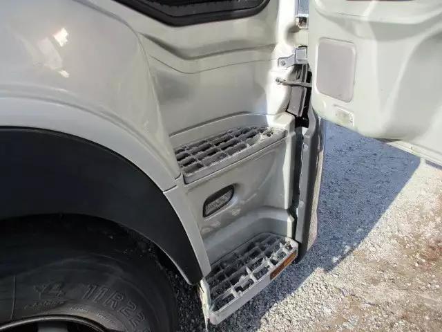 平成26年12月中古大型トラクタヘッド日産UDUDトラックスの画像48