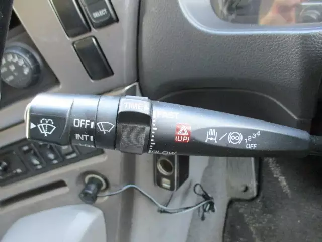 平成26年12月中古大型トラクタヘッド日産UDUDトラックスの画像53