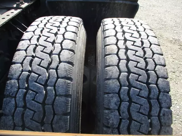 平成26年06月中古大型トラクタヘッド日野日野の画像17