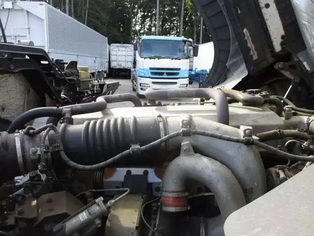 平成26年06月中古大型トラクタヘッド日野日野の画像51