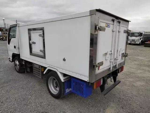 平成29年04月中古小型冷凍バン・ウィングいすゞいすゞの画像4