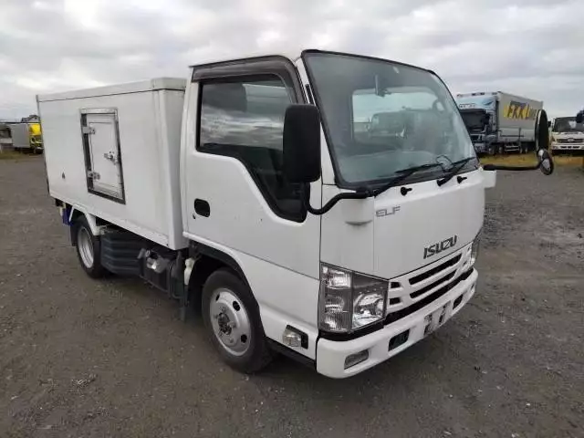 平成29年04月中古小型冷凍バン・ウィングいすゞいすゞの画像2