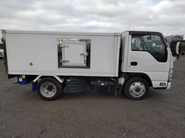 平成29年04月中古小型冷凍バン・ウィングいすゞいすゞの画像17