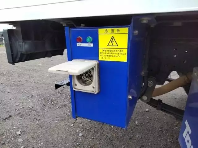 平成29年04月中古小型冷凍バン・ウィングいすゞいすゞの画像27