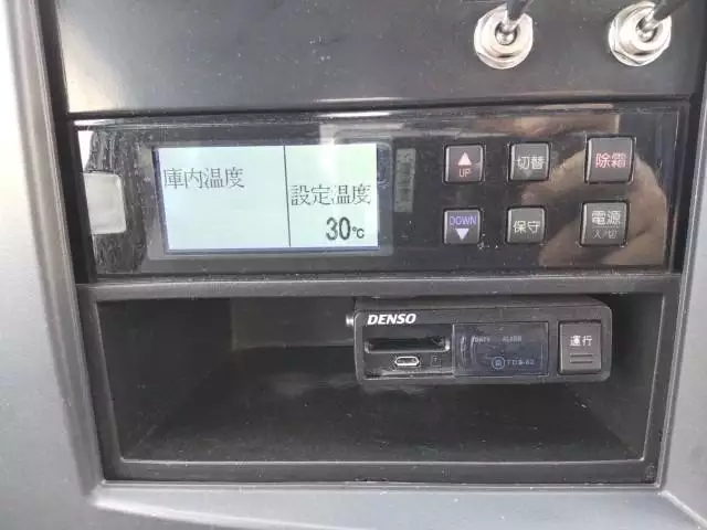 平成29年04月中古小型冷凍バン・ウィングいすゞいすゞの画像31