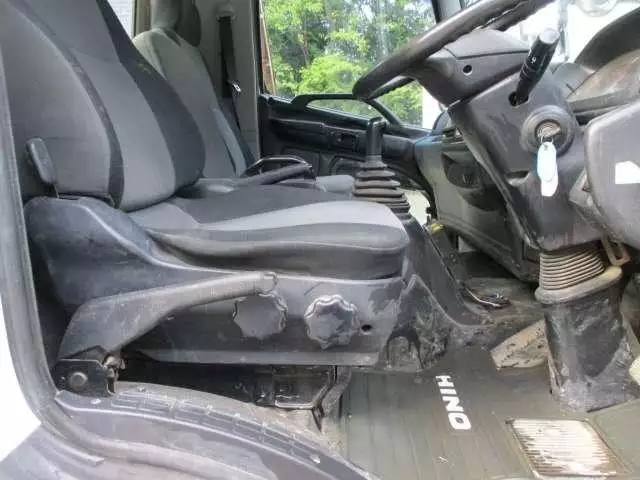 平成26年08月中古中型日野レンジャーの画像43