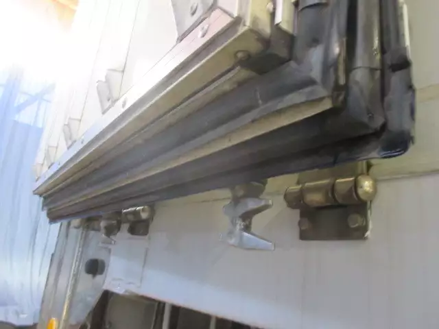 平成13年09月中古その他冷凍トレーラー日本フルハーフフルハーフの画像23