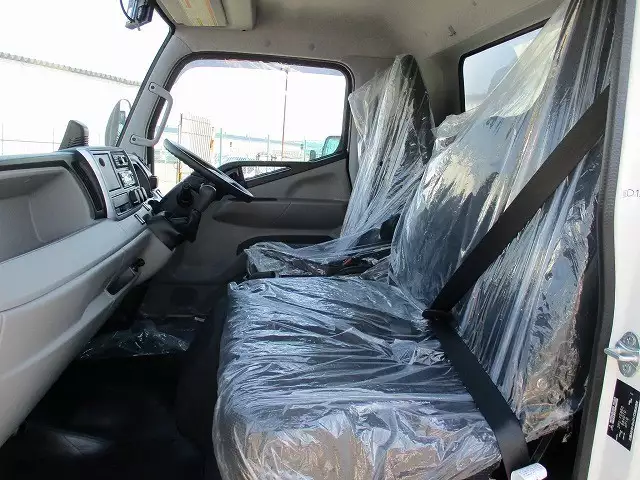 令和03年05月中古小型冷凍バン・ウィング三菱ふそう三菱の画像17