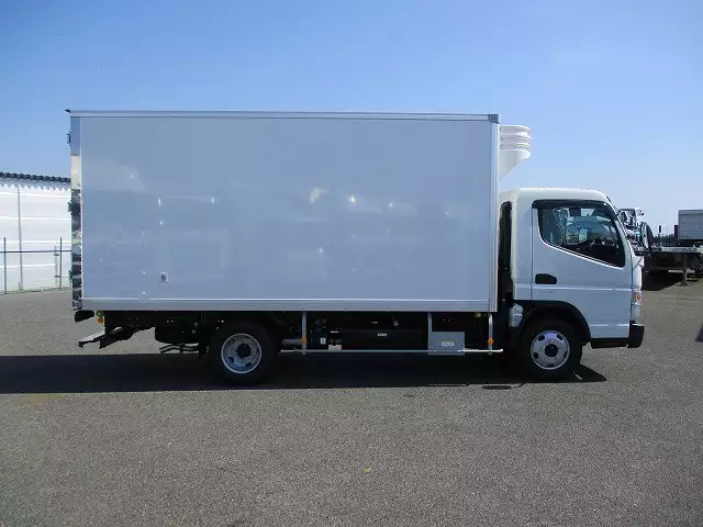 令和03年05月中古小型冷凍バン・ウィング三菱ふそう三菱の画像10