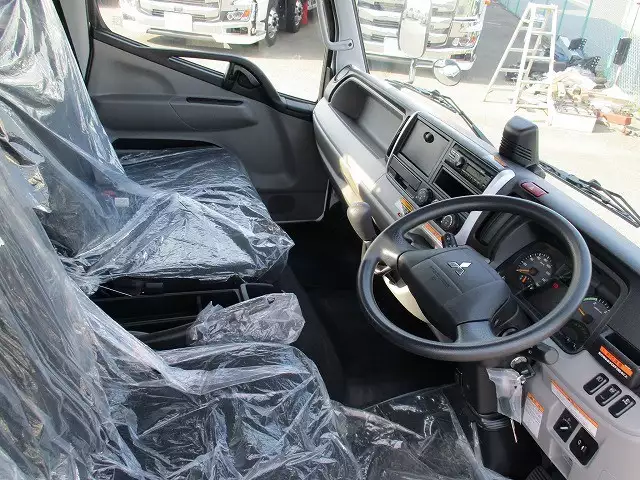 令和03年05月中古小型三菱ふそう三菱の画像9