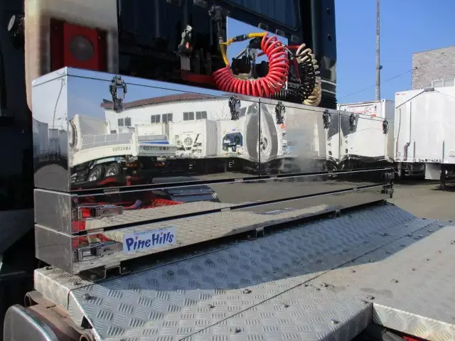 平成28年03月中古大型トラクタヘッド三菱ふそうスーパーグレートの画像30