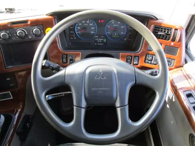 平成28年03月中古大型トラクタヘッド三菱ふそうスーパーグレートの画像43