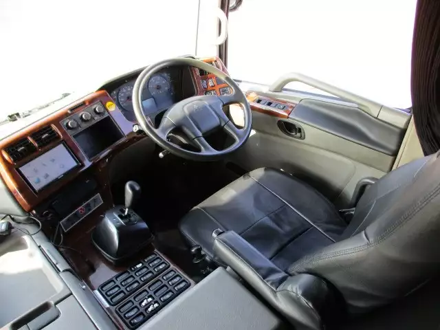 平成28年03月中古大型トラクタヘッド三菱ふそうスーパーグレートの画像56