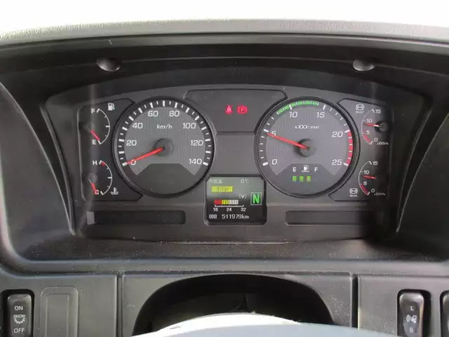 平成29年00月中古大型トラクタヘッド三菱ふそうスーパーグレートの画像48