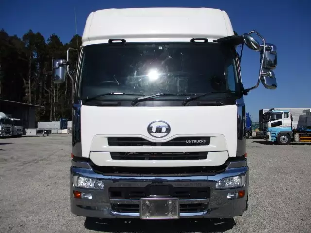 平成27年06月中古大型トラクタヘッド日産UDUDトラックスの画像2