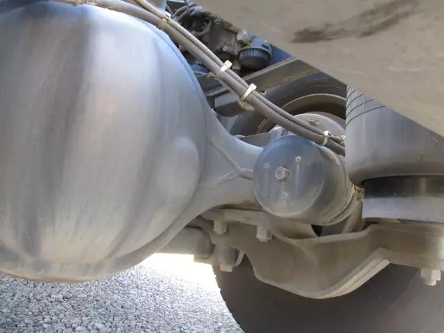 平成27年06月中古大型トラクタヘッド日産UDUDトラックスの画像20