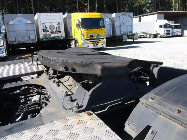 平成27年06月中古大型トラクタヘッド日産UDUDトラックスの画像27