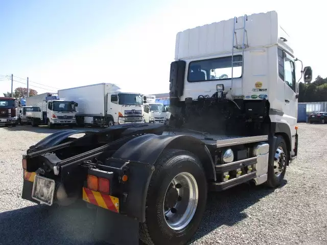 平成27年06月中古大型トラクタヘッド日産UDUDトラックスの画像5