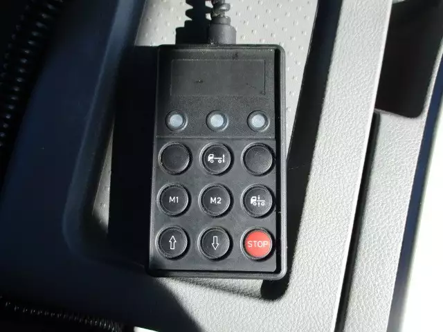 平成27年06月中古大型トラクタヘッド日産UDUDトラックスの画像42