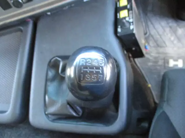 平成24年10月中古大型トラクタヘッド日野日野の画像40