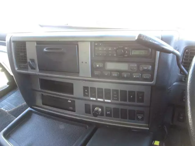 平成24年10月中古大型トラクタヘッド日野日野の画像42