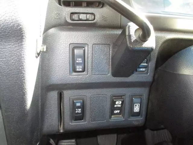 平成24年10月中古大型トラクタヘッド日野日野の画像46