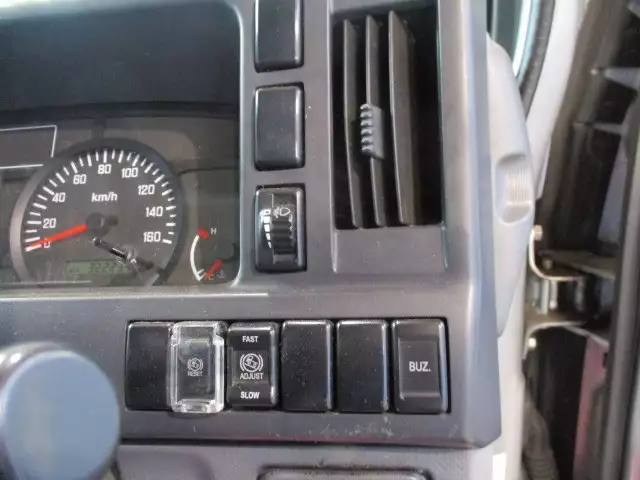 平成25年10月中古小型冷凍バン・ウィングいすゞいすゞの画像20