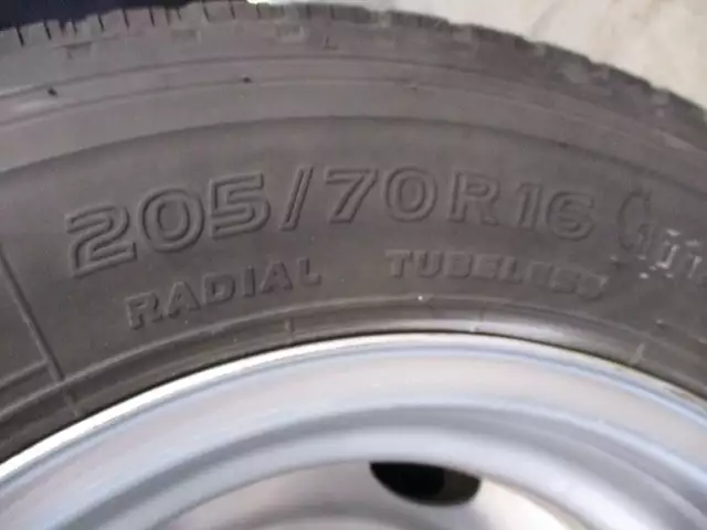 平成25年10月中古小型冷凍バン・ウィングいすゞいすゞの画像31