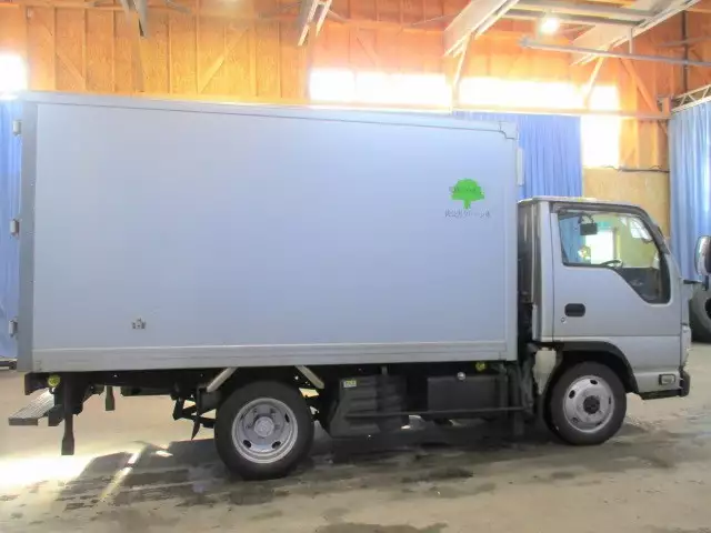 平成25年10月中古小型冷凍バン・ウィングいすゞいすゞの画像8