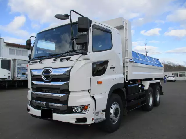 令和03年04月中古大型日野プロフィアの画像1