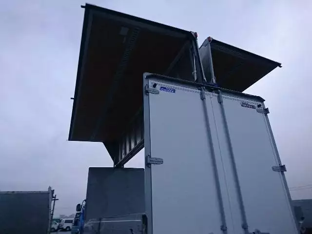 平成29年05月中古中型日産UDUDトラックスの画像14