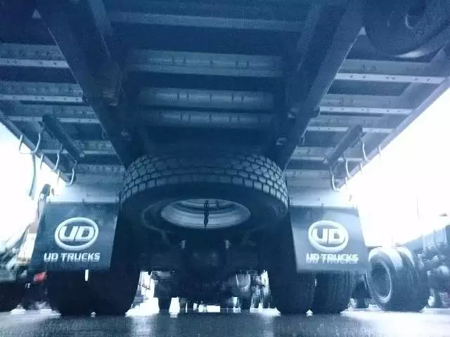 平成29年05月中古中型日産UDUDトラックスの画像28