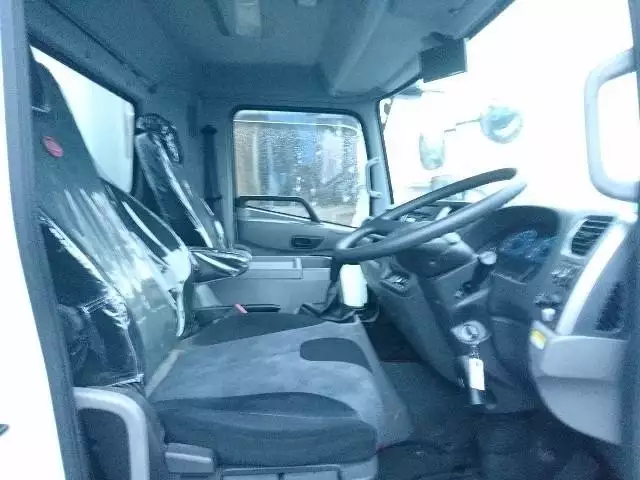 平成29年05月中古中型日産UDUDトラックスの画像30