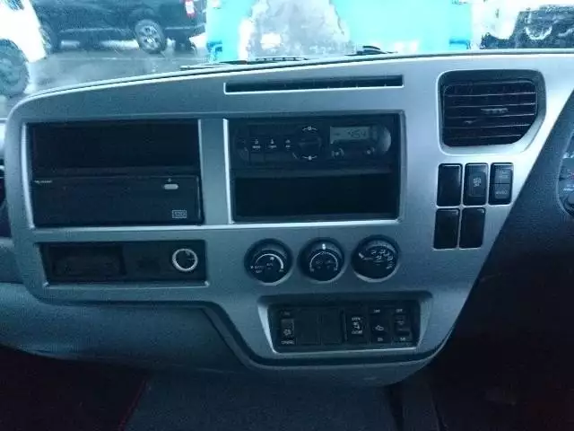 平成29年05月中古中型日産UDUDトラックスの画像36