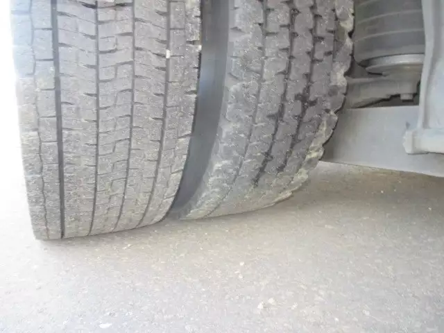 令和01年/平成31年02月中古増トン冷凍バン・ウィングいすゞフォワードの画像15