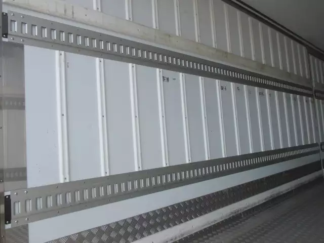 令和01年/平成31年02月中古増トン冷凍バン・ウィングいすゞフォワードの画像29