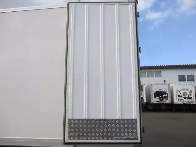 令和01年/平成31年02月中古増トン冷凍バン・ウィングいすゞフォワードの画像31