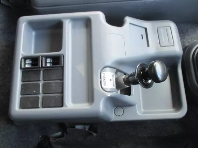 令和01年/平成31年02月中古増トン冷凍バン・ウィングいすゞフォワードの画像46